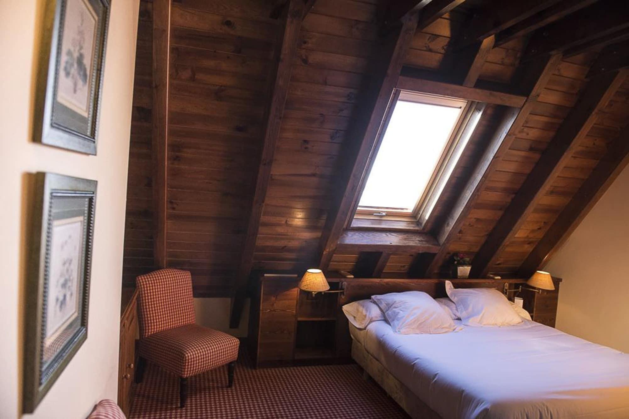 Hotel Chalet Bassibe Baqueira Beret Exteriör bild