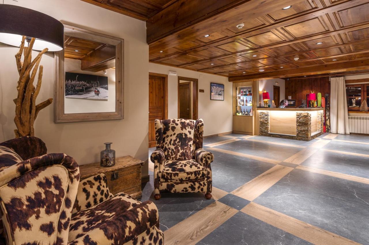 Hotel Chalet Bassibe Baqueira Beret Exteriör bild