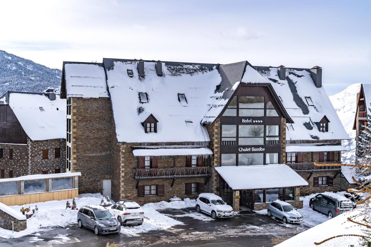 Hotel Chalet Bassibe Baqueira Beret Exteriör bild