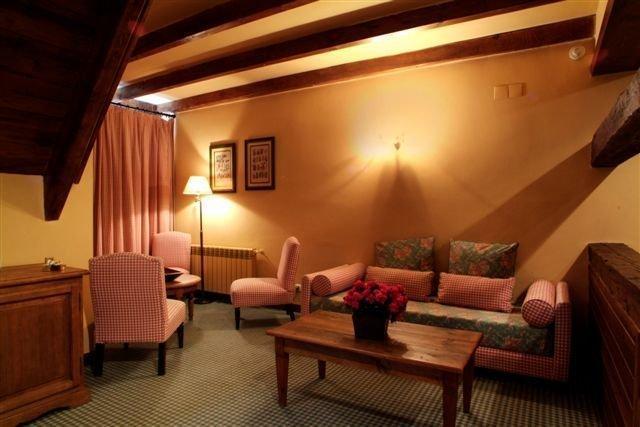 Hotel Chalet Bassibe Baqueira Beret Exteriör bild